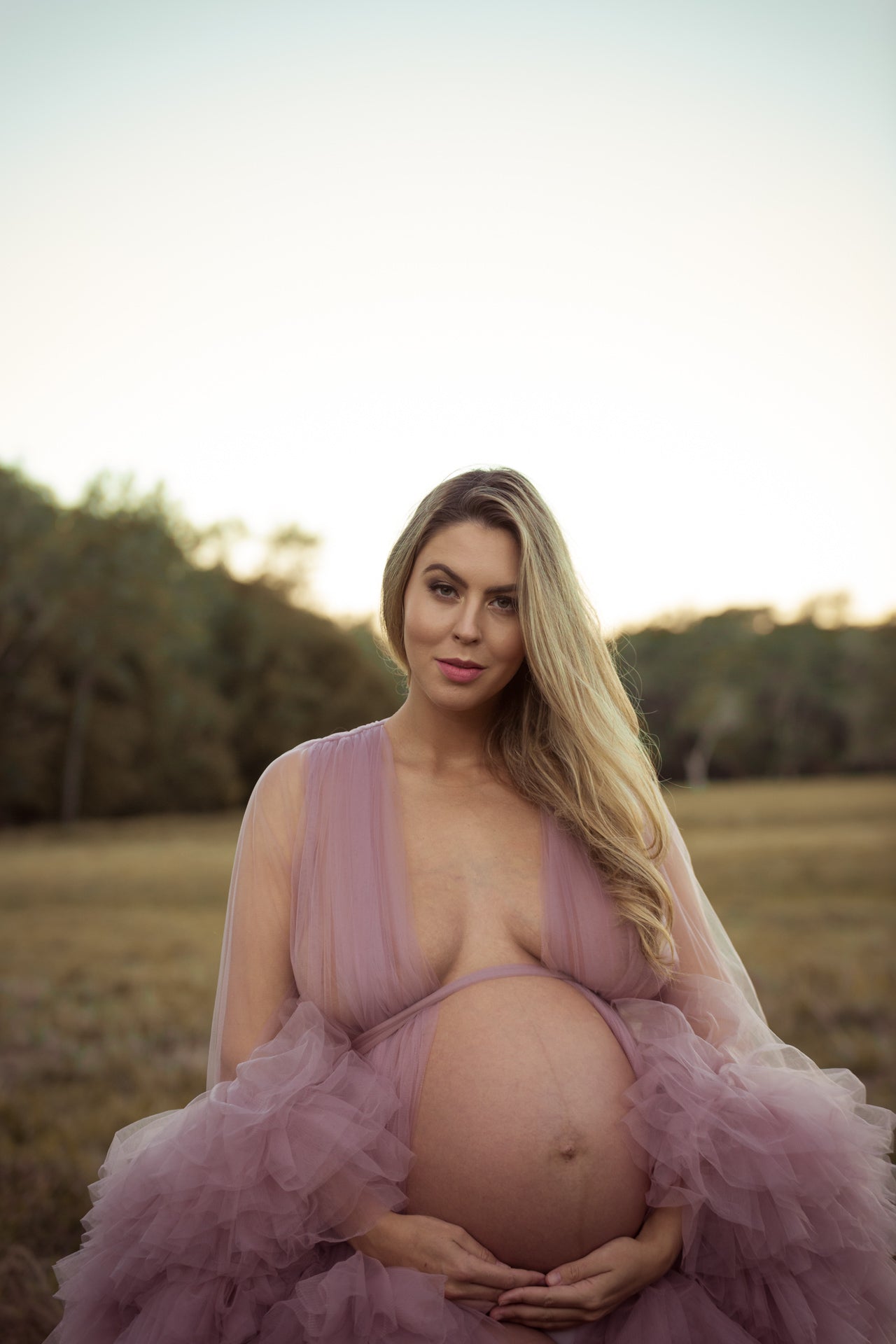 Mauve Tulle Maternity Gown Photography Photo Shoot